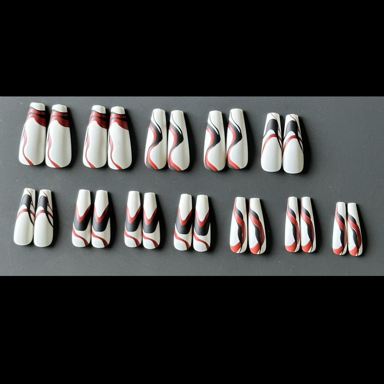 Press On Nails “Crimson Swirls on Snow”