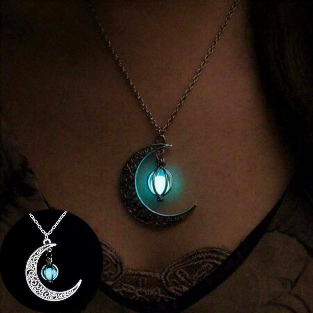Luminous Moon Stone Pendant Necklace
