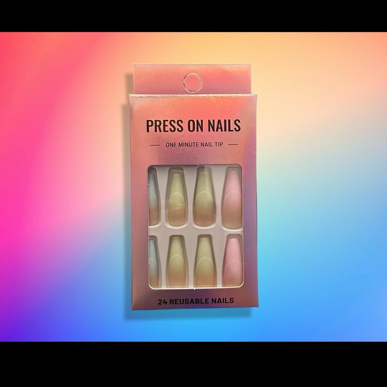 Press On Nails Set "Chic Tones of Pastel"