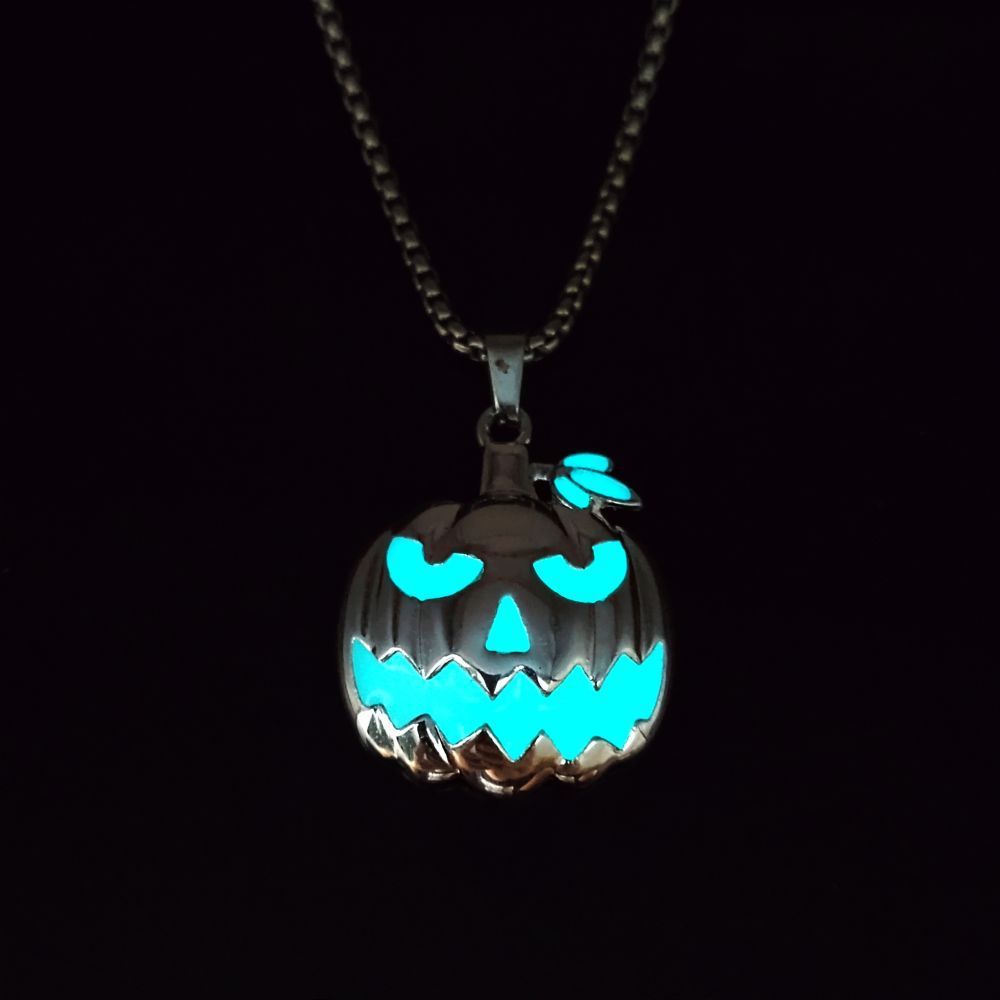 Luminous Night Glow Pumpkin Pendant Necklace
